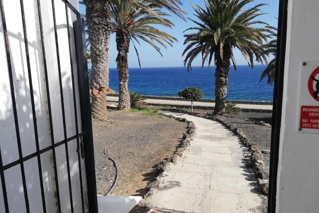 קוסטה טגוויסה Apartamento Lina 25 Playa Roca מראה חיצוני תמונה