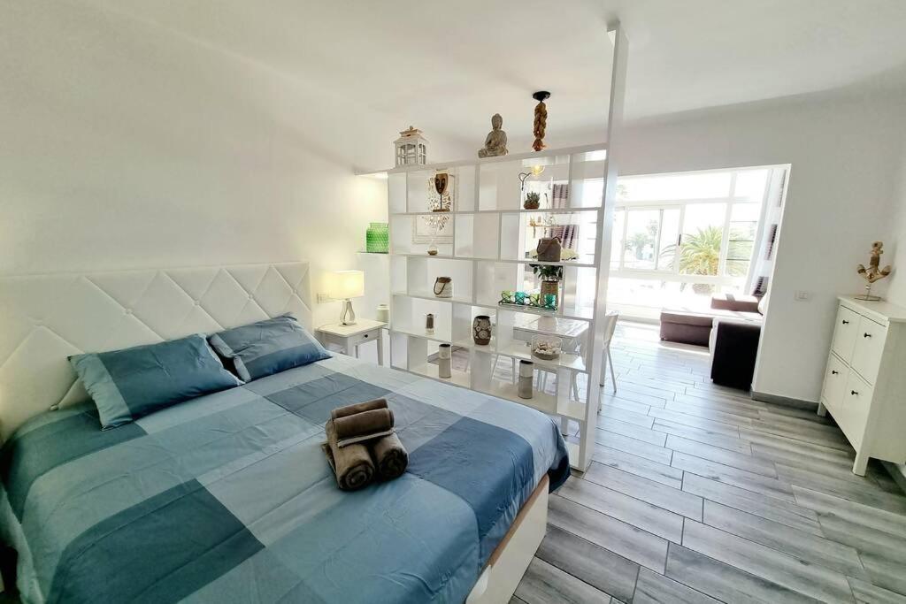 קוסטה טגוויסה Apartamento Lina 25 Playa Roca מראה חיצוני תמונה